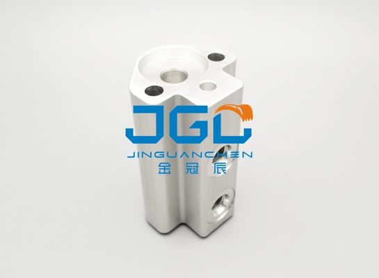 굴삭기 유압 구성품 AV280 팔 고정밸브 R225-7 분배 밸브