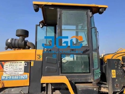 LG820C 왼쪽 도어의 전면 위아래 오른쪽으로 창을 밀어 강화 유리