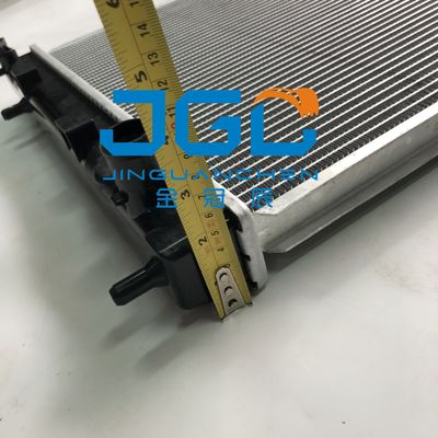 20T-03-81211 발굴기 PC35R-8 PC30R-8 라디에이터용 물 탱크 라디에이터