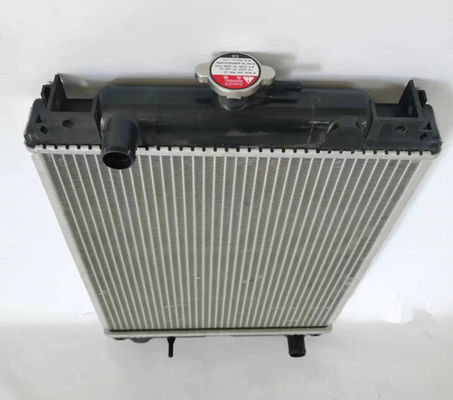 PC30 PC30MR-1 PC35 PC35MR-1 PC38UU-3 발굴기 라디에이터 21U-03-31102